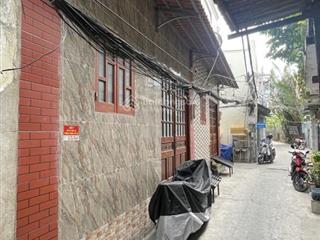 Ngay mặt tiền lê văn lương  hẻm xe hơi tận cửa  vừa ở vừa kinh doanh  dòng tiền 16tr/1th
