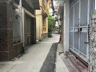 Bán đất uỷ ban phường hoàng mai 88m2 chính chủ
