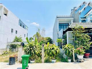 930tr  cô chủ gửi đất 222m2 ngay thị trấn củ chi, cách cầu vượt củ chi 500m, còn thương lượng