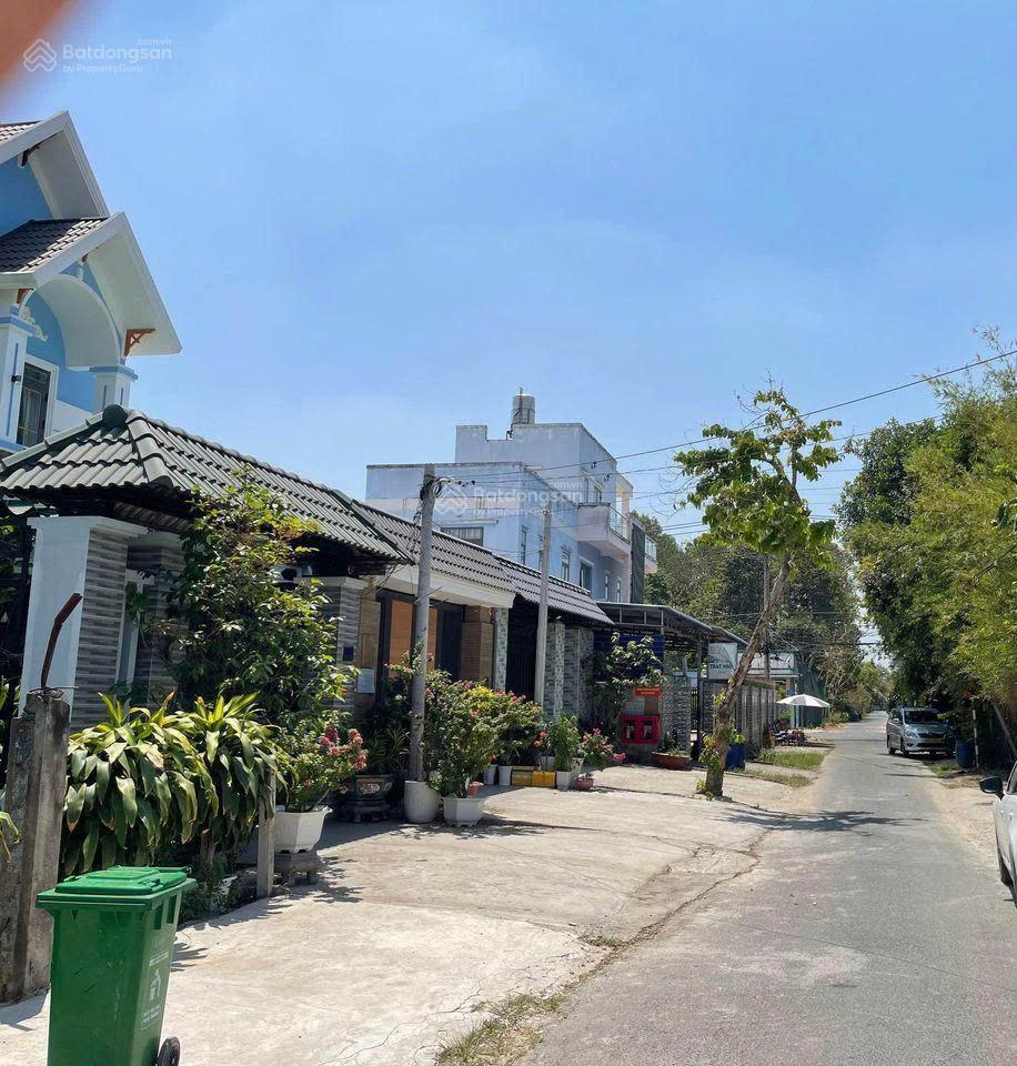 Bán đất 220m2 ngay thị trấn củ chi (5x44m)  1ty150 sổ hồng riêng, thương lượng trực tiếp chủ