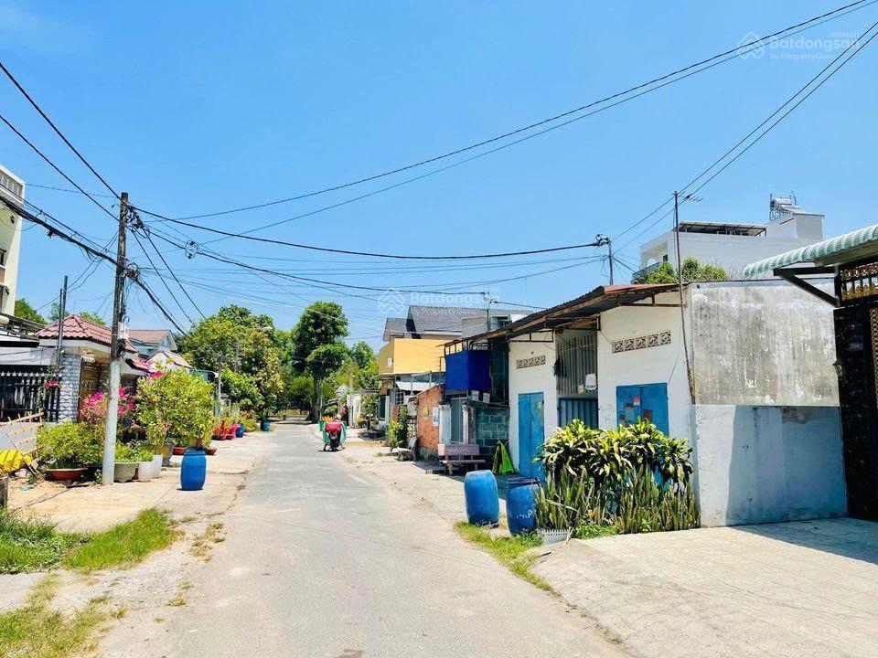 Bán đất 220m2 ngay thị trấn củ chi (5x44m)  1ty150 sổ hồng riêng, thương lượng trực tiếp chủ