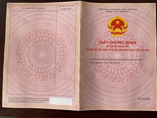 Mẹ em cần bán nhà 2 mặt tiền tại khu phố 3, cần giuộc, 2,3 tỷ có thương lượng chính chủ