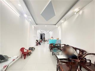 Bán nhà riêng tại lạc long quân, 11,5 tỷ, 125m2, pháp lý đầy đủ, chính chủ