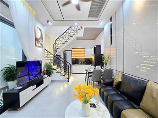 Bán nhà hiện cho thuê giá rất cao 1x triệu. 1,98 tỷ, 78m2 tại p chánh phú hòa, bến cát, bình dương