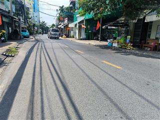 Nhà mtkd ngay ngã tư thủ đức 5.2*23, giá 11 tỷ, đường oto