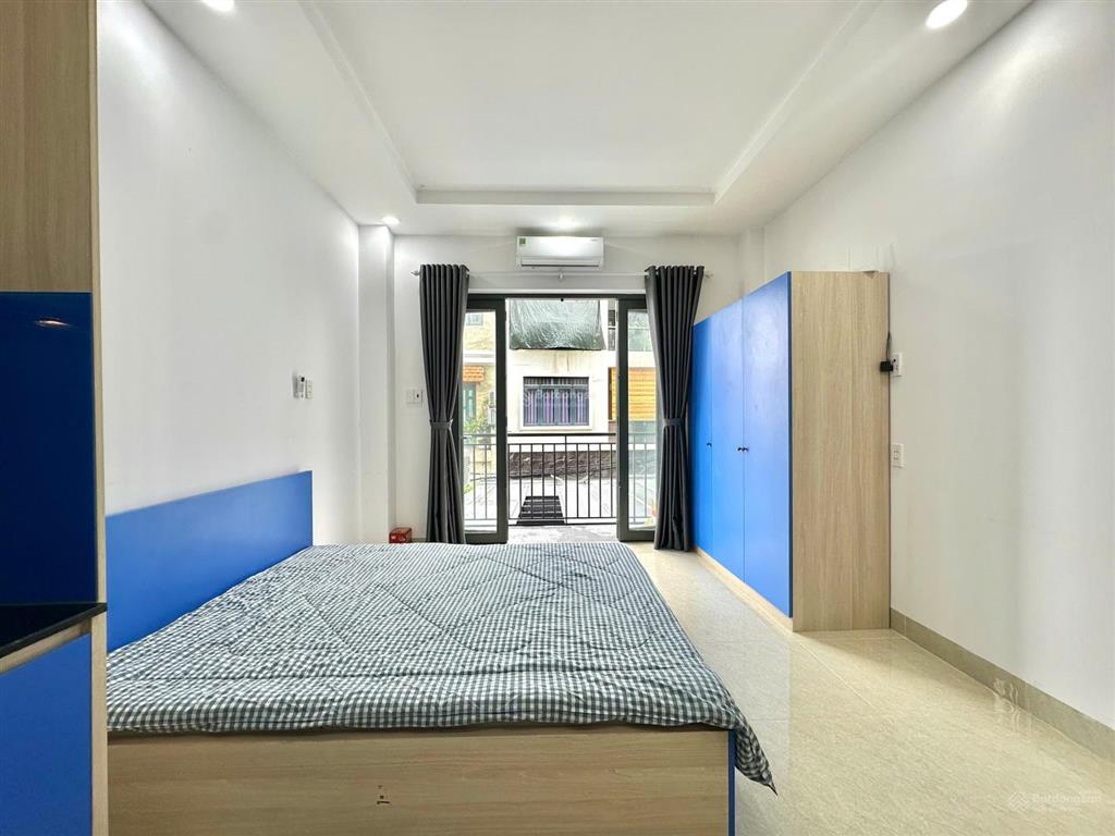 Cho thuê chdv,chung cư mini gần ngã tư hàng xanh studio ban công thoáng sáng chu văn an bình thạnh.