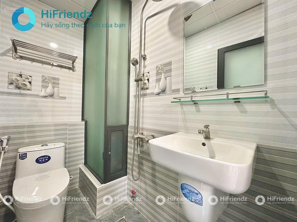 Cho thuê chdv,chung cư mini gần ngã tư hàng xanh studio ban công thoáng sáng chu văn an bình thạnh.