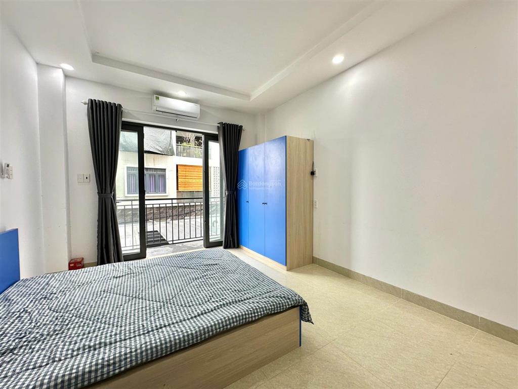 Cho thuê chdv,chung cư mini gần ngã tư hàng xanh studio ban công thoáng sáng chu văn an bình thạnh.