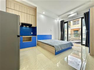 Cho thuê chdv,chung cư mini gần ngã tư hàng xanh studio ban công thoáng sáng chu văn an bình thạnh.