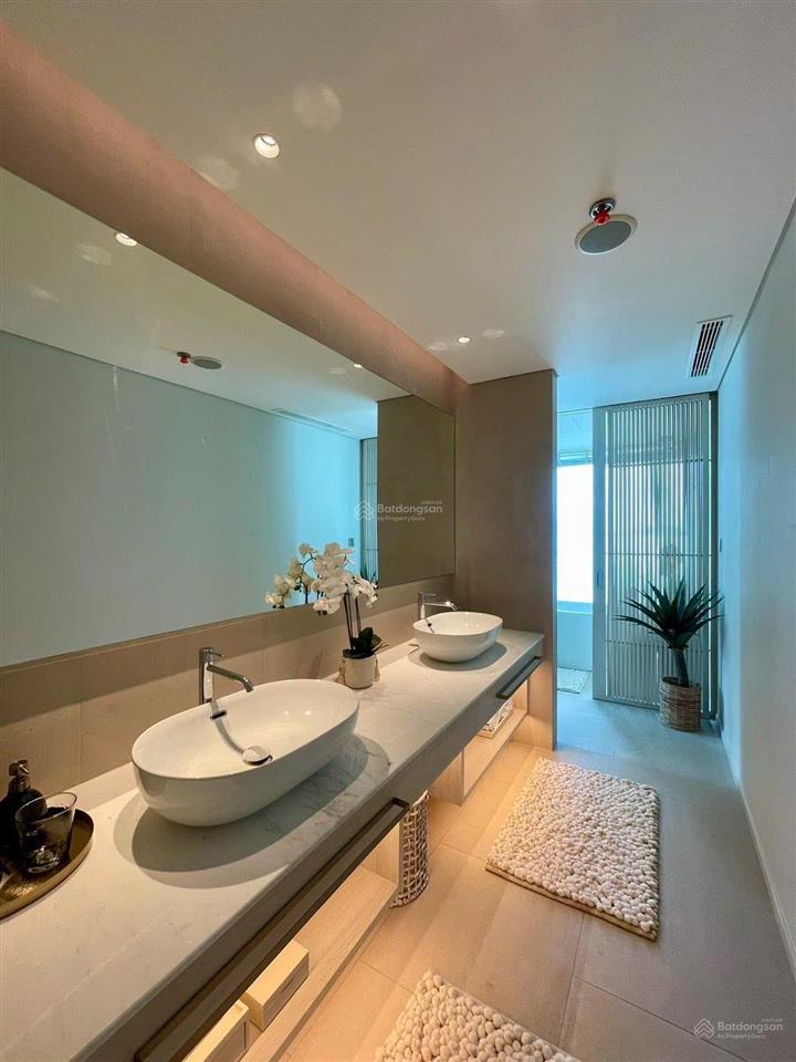 Bán căn hộ khách sạn view trực diện vịnh nha trang, chiết khấu tới 6%, full nội thất chuẩn 5 sao