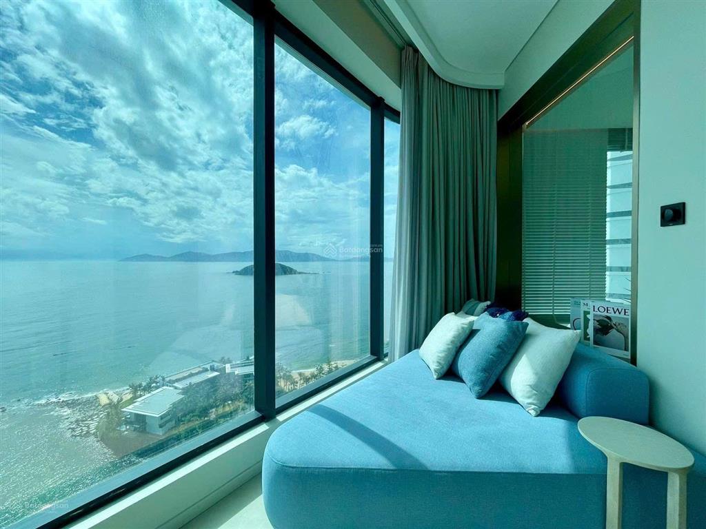 Bán căn hộ khách sạn view trực diện vịnh nha trang, chiết khấu tới 6%, full nội thất chuẩn 5 sao