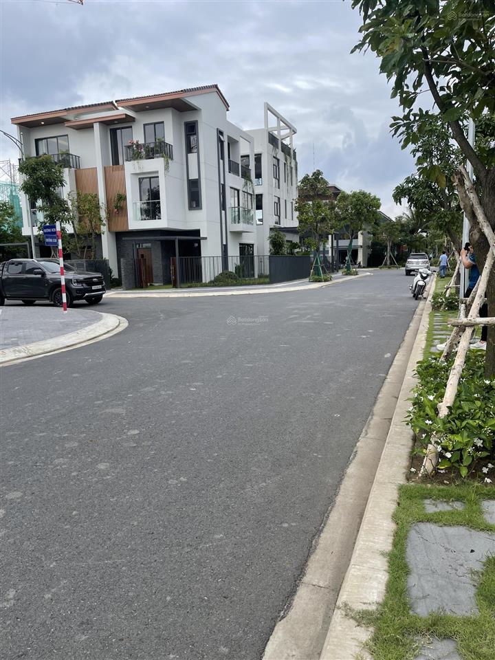 Bán nhà phố la home ,lk tphcm chỉ 10phut,mặt tiền 12m,tt 25%nhận nhà,giá gốc cđt 0788 911 ***