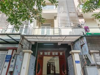 Chính chủ cho thuê nhà 5 tầng mới xây ngõ 885 tam trinh, khu gennexia, 70m2, mt 4m, tiện kinh doanh