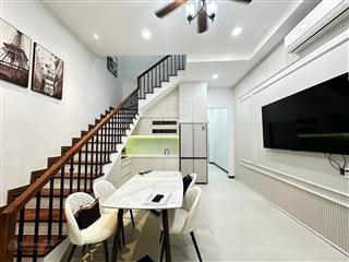 Dt 50m2, gần phan đình phùng, 2 tầng, gần ngã tư phú nhuận, full nội thất, nhỉnh 7t .