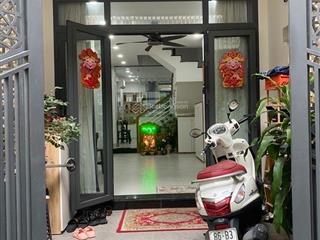 Ngay chân cầu thị nghè, nhà 4 tầng, 3pn, cách hxh tránh 20m, dt55m2, chỉ 8,5 tỷ.