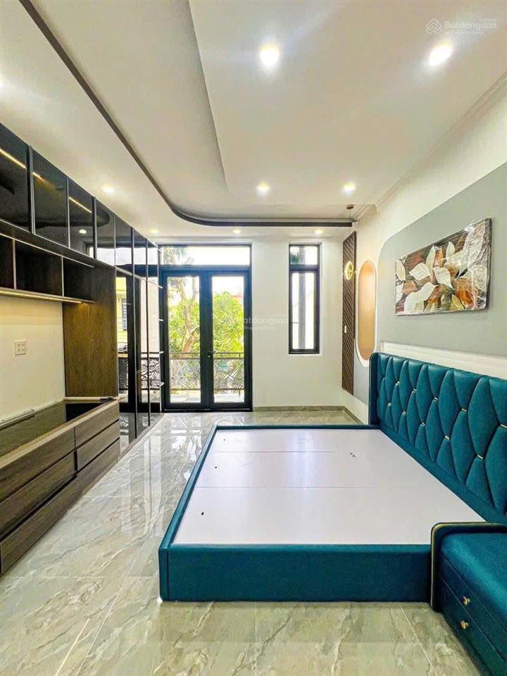 Xuất cảnh bán nhà hxh minh phụng, 4 x 20, 3 tầng btct, 4pn 3 wc, kế bên chợ bình tiên, giáp q5