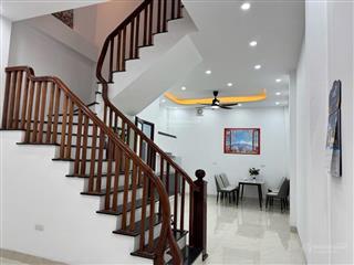 Cực hiếm còn lại tại tt tứ hiệp thanh trì chủ cần bán dt 45m2 x 4t, giá nhỉnh 5 tỷ