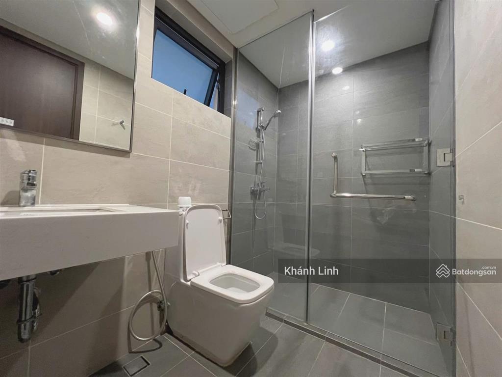 Chính chủ hạ giá 300 triệu bán gấp ch tản đà court, quận 5, 2pn, 2wc, view thoáng mát