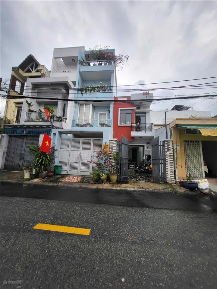 Về quê cần tiền bán gấp nhà mặt tiền