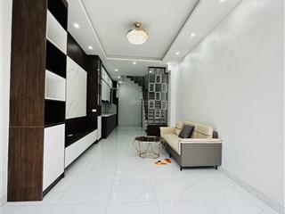 Nhà 5 tầng 35m2 oto sát nhà , giá chỉ 4,2 tỷ tại đông la  an khánh ngay gần kđt đô nghĩa , vđ 4