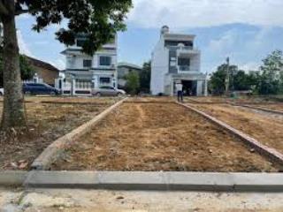 Bán gấp lô đất view hồ tại phú cát, hòa lạc