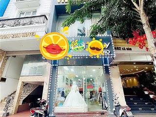 Nhà 2 mặt tiền hiếm  xã đàn & đê la thành