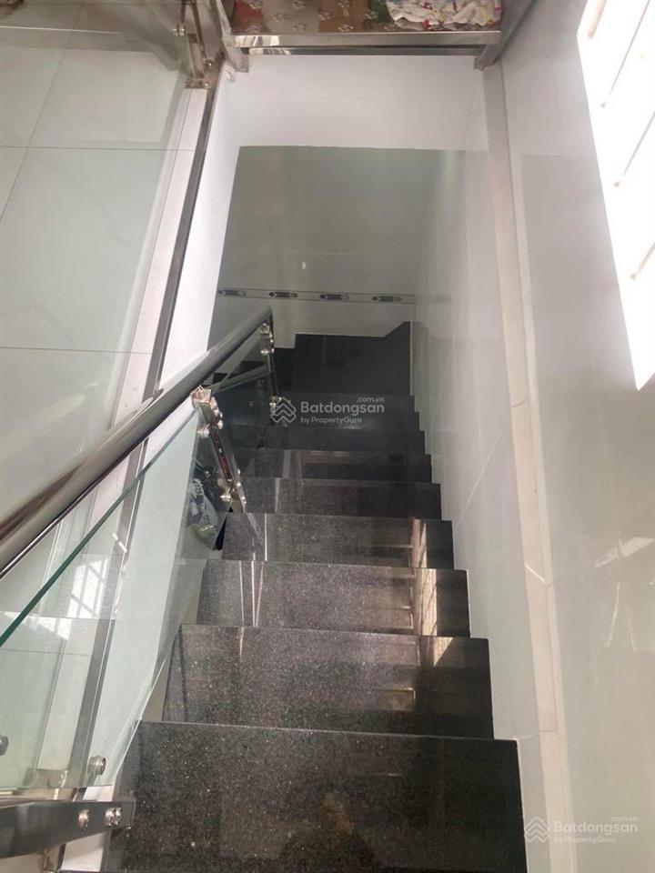 Bán nhà bình thạnh nguyễn xí ngang 3,5m dài 7.42m 3 tầng hoàn công đủ