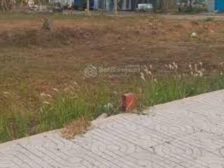 Đất thổ cư cao  đường xe tải. phù hợp khách tài chính gọn.