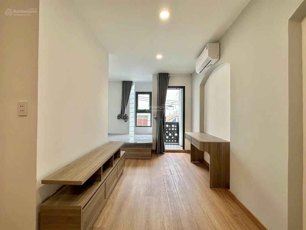 Apartment for rent in district 4  1br with separated kitchen  fullyfurnished  balcony