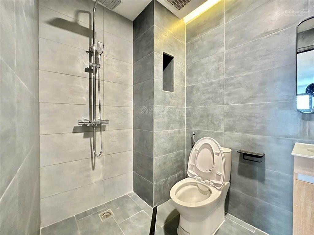 Apartment for rent in district 4  1br with separated kitchen  fullyfurnished  balcony