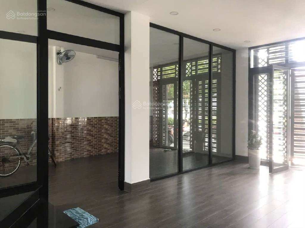 Phú nhuận  mt trường sa  73m2  16.5 tỷ  3 tầng  ngang 8m  3 mt  dòng tiền 35tr/tháng