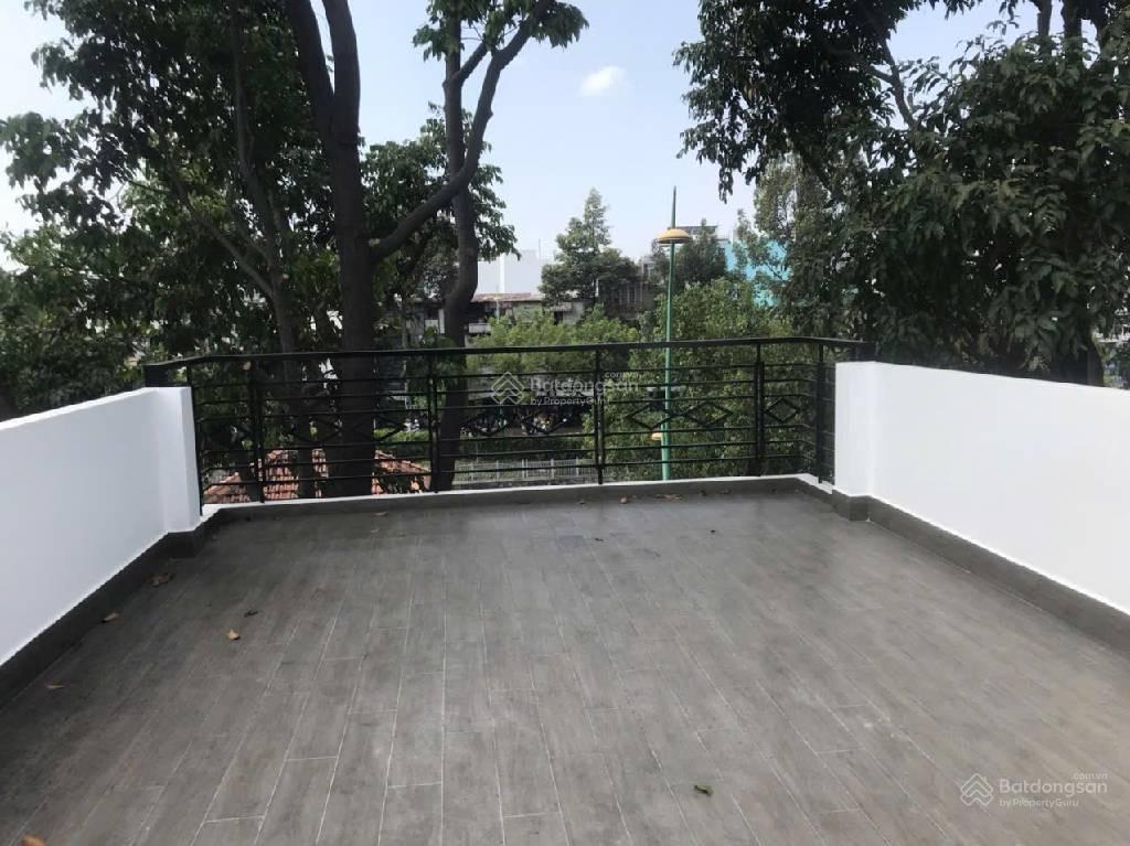 Phú nhuận  mt trường sa  73m2  16.5 tỷ  3 tầng  ngang 8m  3 mt  dòng tiền 35tr/tháng