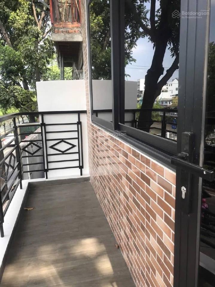 Phú nhuận  mt trường sa  73m2  16.5 tỷ  3 tầng  ngang 8m  3 mt  dòng tiền 35tr/tháng