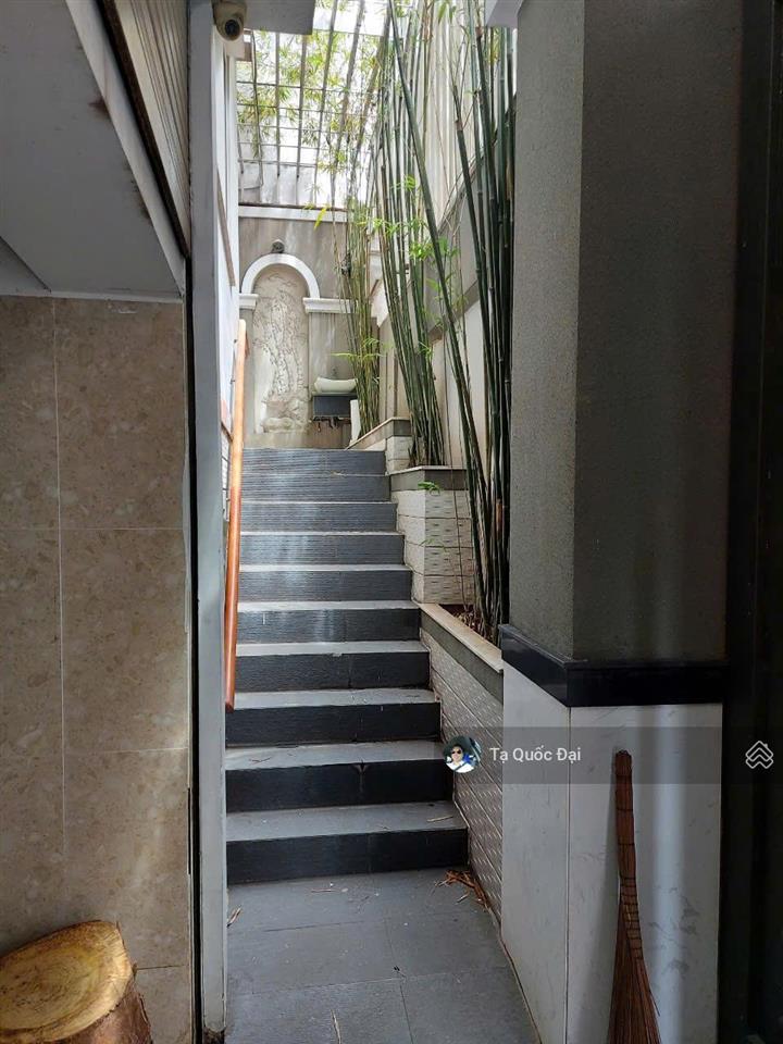 Biệt thự  bình thạnh  mặt tiền trường sa  2 mt  154.8m2  45 tỷ tl