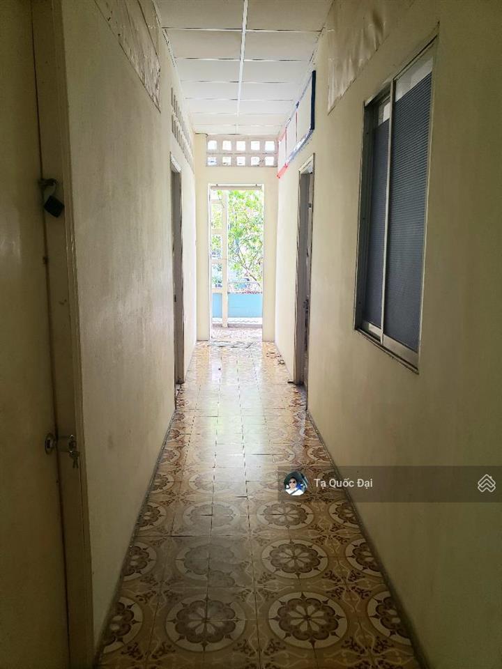 Phú nhuận  mt ngô thời nhiệm  98m2  17 tỷ  ngang 8.2m  2 tầng