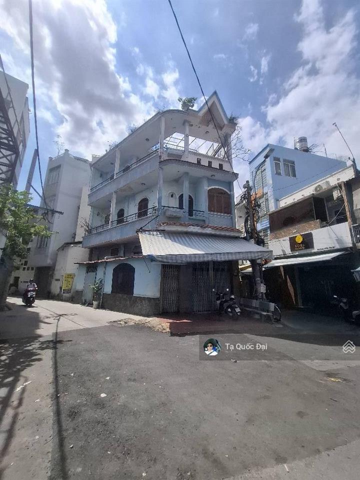 Quận 1  mt nguyễn văn nguyễn  60.2m2  18 tỷ  lô góc 3 mặt tiền  dòng tiền 48 tr/tháng