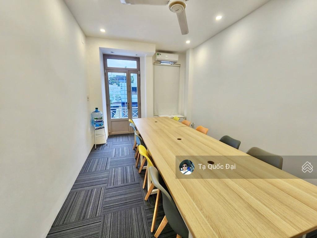 Quận 1  mt đinh tiên hoàng  40.6m2  18 tỷ  dòng tiền 80tr/th  thang máy  2 mt trước sau