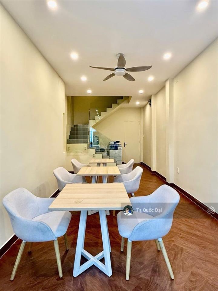 Quận 1  mt đinh tiên hoàng  40.6m2  18 tỷ  dòng tiền 80tr/th  thang máy  2 mt trước sau