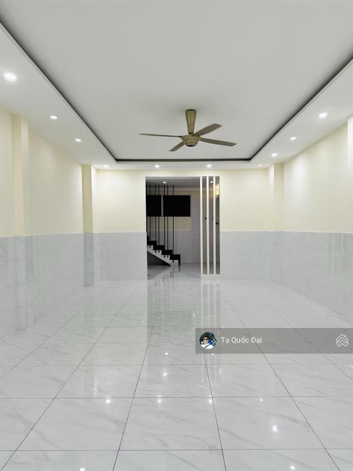 Quận 3  trần quang diệu  62m2  9.5 tỷ  2 tầng  hxh sát mt  dòng tiền 20tr/tháng