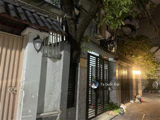 Quận phú nhuận  lê văn sỹ  hxh tận nhà  4 tầng  6pn master  79.8m2  12.9 tỷ