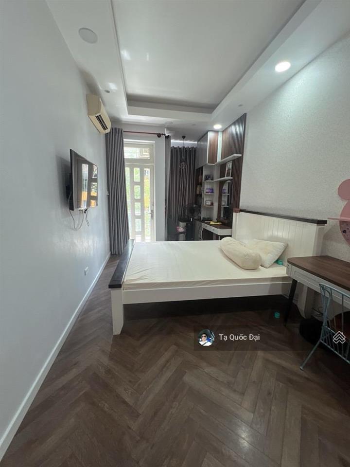 Quận 10  mặt tiền sư vạn hạnh  nhà mới 5 tầng  kinh doanh đỉnh  46m2  15.5 tỷ!