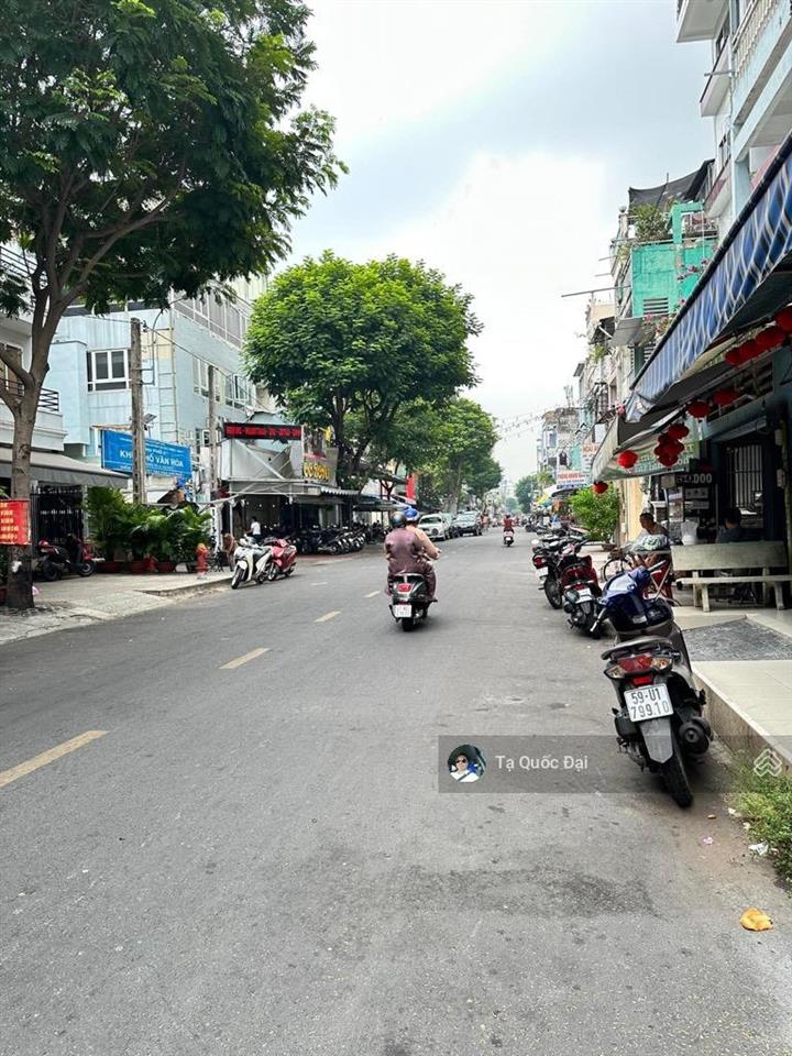 Quận 10  mặt tiền nguyễn tiểu la  5 tầng btct  kinh doanh đỉnh  36m2  11.5 tỷ!