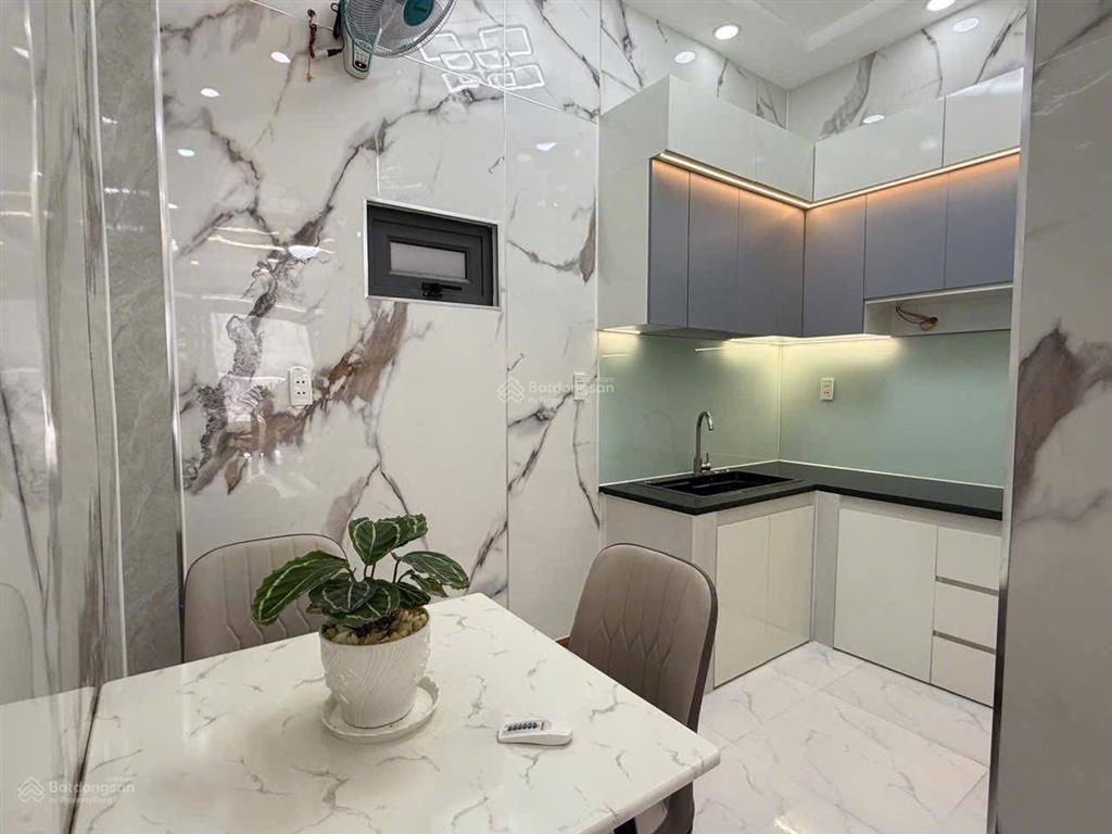 Chính chủ cần bán gấp nhà vạn kiếp bình thạnh. dt 40m2 (4mx10m) hẻm ô tô