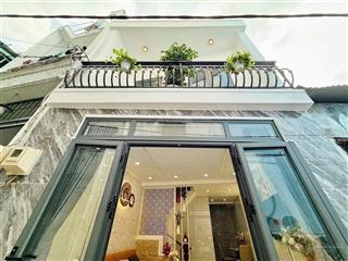 Chị giang bể nợ cần bán nhà gấp chu văn an, bình thạnh giá 2ty1 dt44m2(4mx11m). hẻm oto