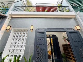 Còn xót 1 căn lê thị riêng quận1.giá 4ty150.dt 65m2(5mx13m) hẻm oto