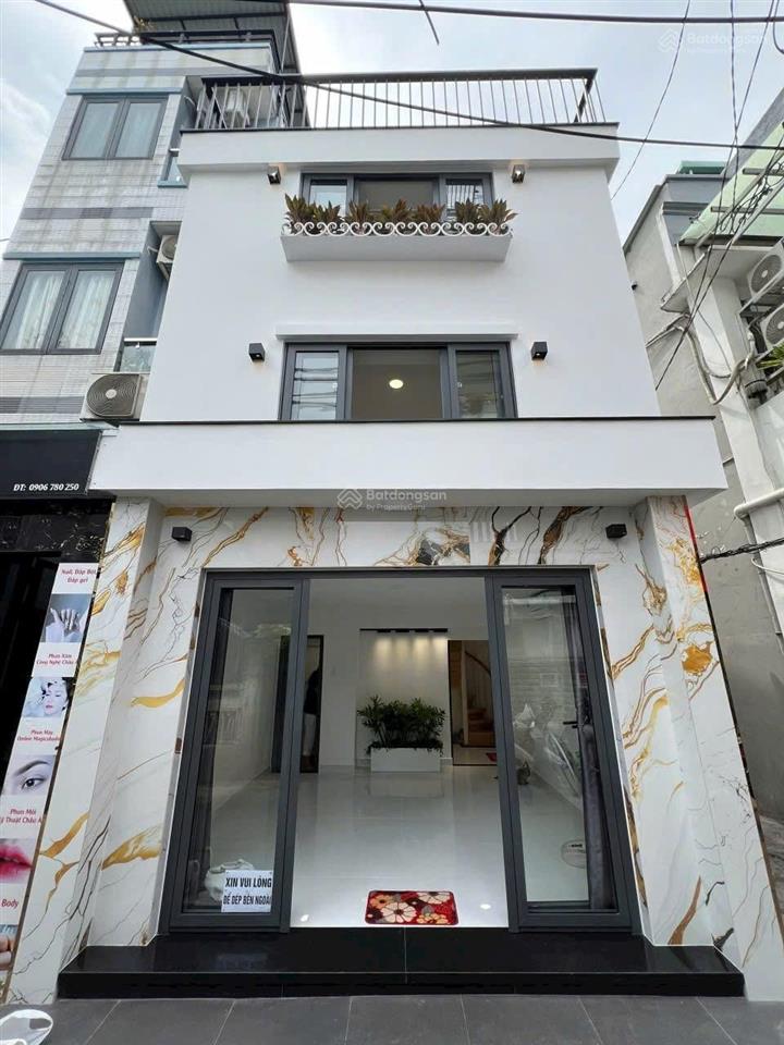 Bán gấp nhà ungvănkhiêm.giá 1ty550. dt 40m2 (4mx10m). hẻm oto