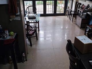 Chính chủ bán nhà riêng, nhà mặt hồ, diện tích 45m2