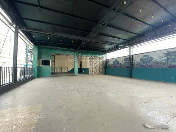 Cho thuê nhà góc 2mt  67 69 cách mạng tháng 8, phường bến thành, quận 1