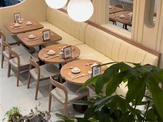 Bán nhà mặt phố tại cao bá nhạ, 36 tỷ, 49.5m2, q1, hcm