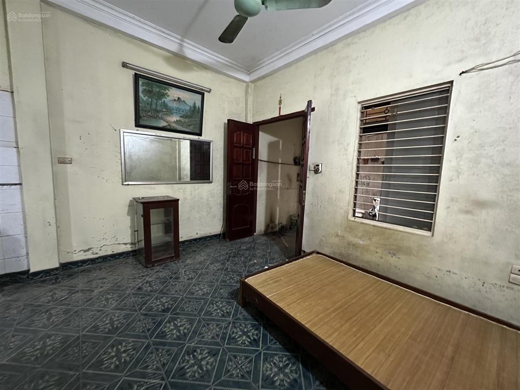 7.4 tỷ nhà kim ngưu, ngõ thông 2 thoáng, 1p ra mặt phố, sổ đẹp không qh, dân xây chắc chắn